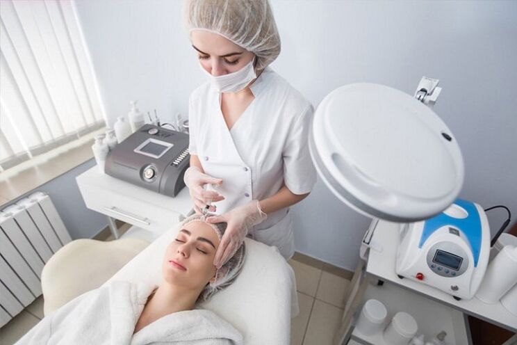 تجديد بشرة الوجه في صالون التجميل